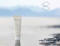 ROZJASŇUJÍCÍ HYDRATAČNÍ A OKYSLIČUJÍCÍ KRÉM S ISLANDSKOU VODOU 50 ml