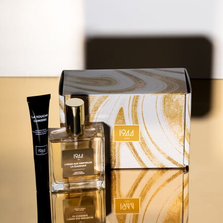 1944 PARIS VÁNOČNÍ BALÍČEK BROSKVOVÉ LÍČENÍ